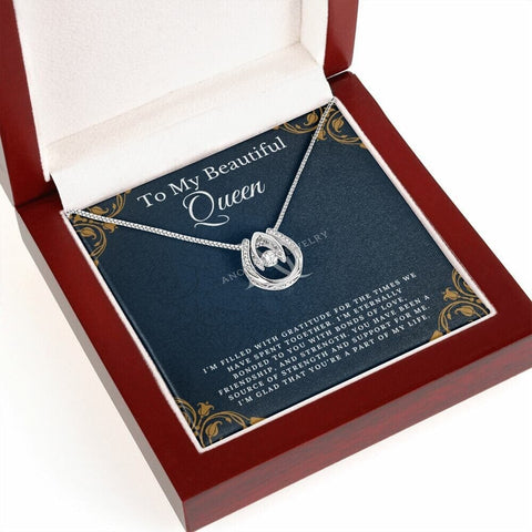 To My Beautiful Queen - Lucky Horseshoe Necklace